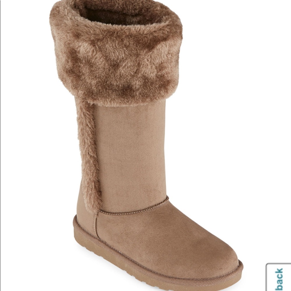 Cozy Winter Boots with faux linen fur!